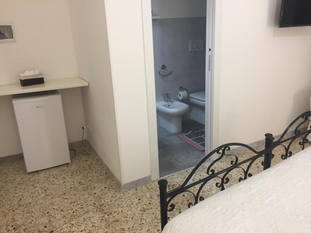 Villino Donna Rita Hotel Lecce Exterior photo